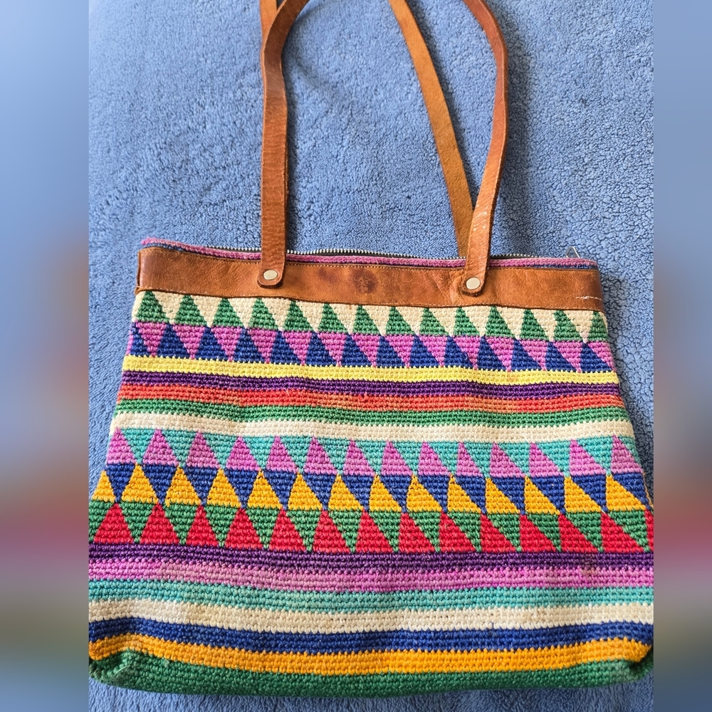 Vintage Hand-Crocheted Geometric Multicolored Shoulder Bag Tote Leather Strap